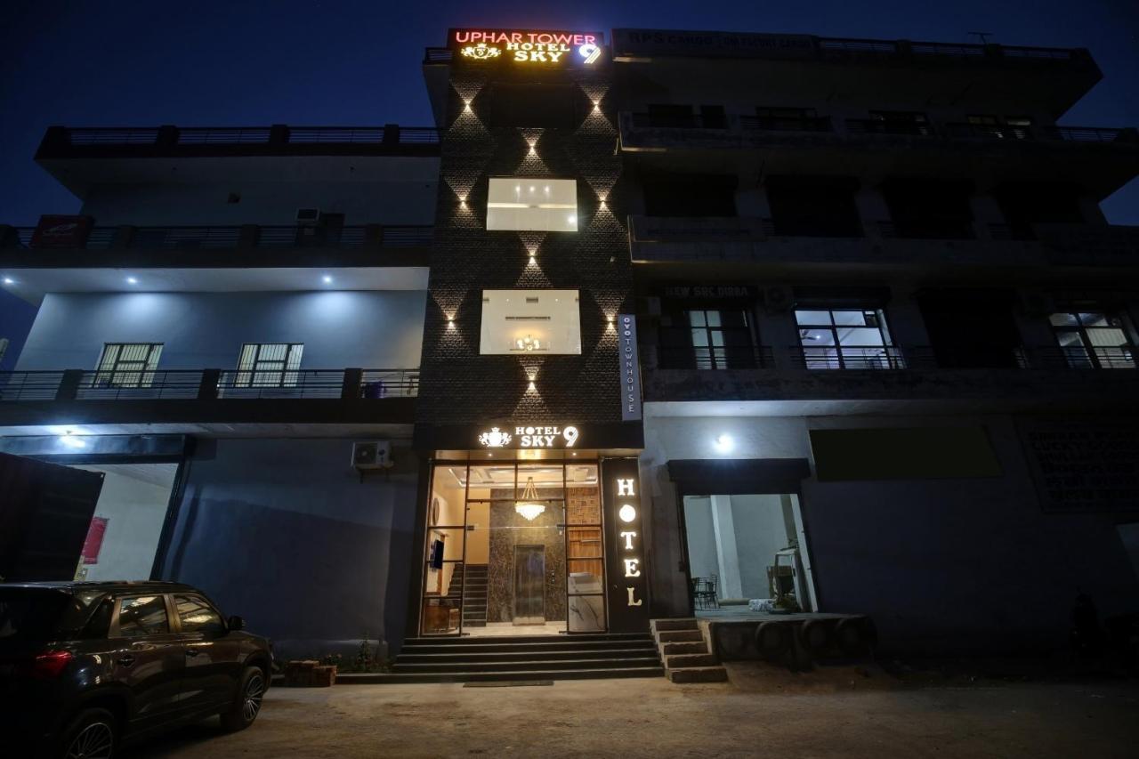 Hotel Townhouse Sky Ludhiana Exterior foto