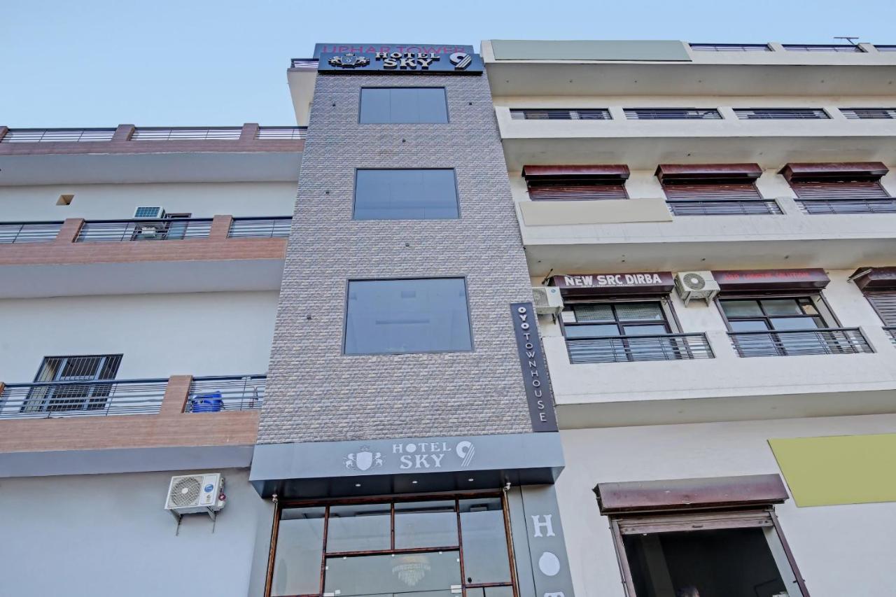 Hotel Townhouse Sky Ludhiana Exterior foto