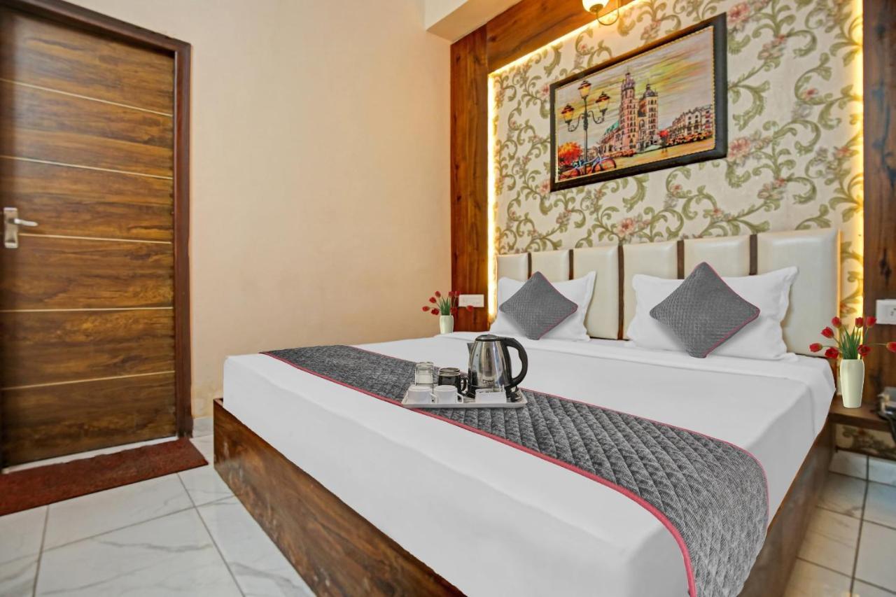 Hotel Townhouse Sky Ludhiana Exterior foto